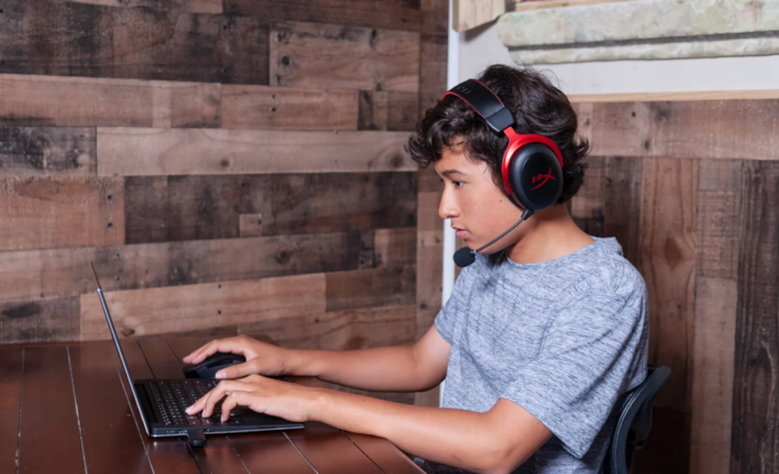 معرفی هدست گیمینگ HyperX Cloud 2 Wireless