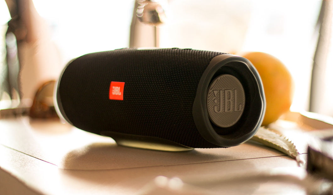 مقایسه قیمت اسپیکر بلوتوثی JBL Charge 5 و JBL Charge 4