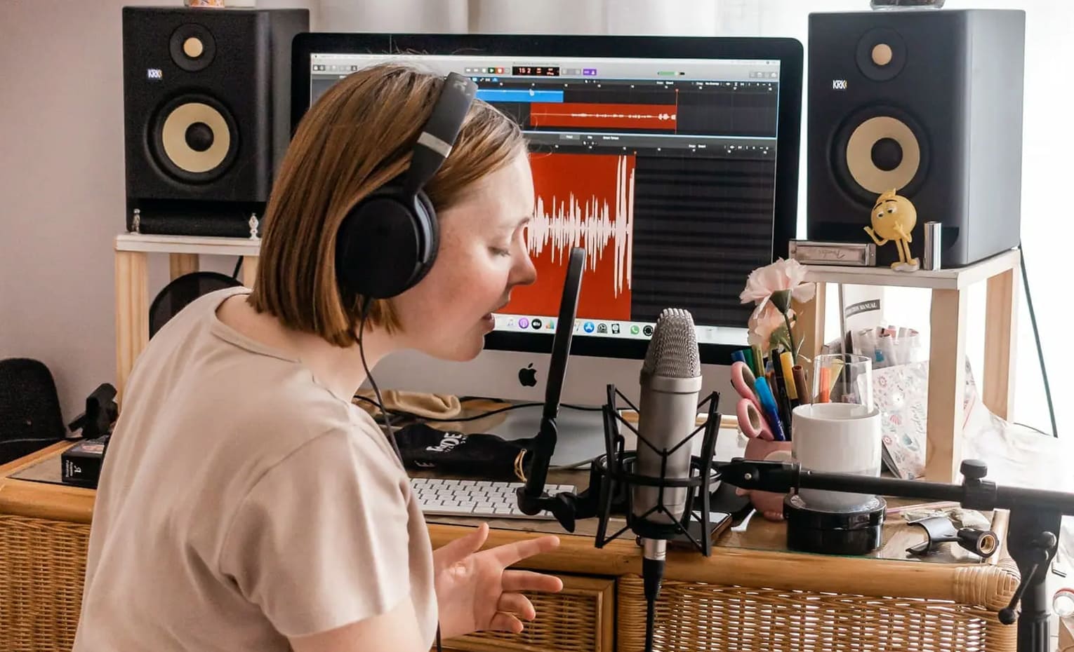 انتخاب هدفون مناسب برای هدیه | Choosing the right headphones for a gift انتخاب هدفون مناسب برای هدیه | Choosing the right headphones for a gift