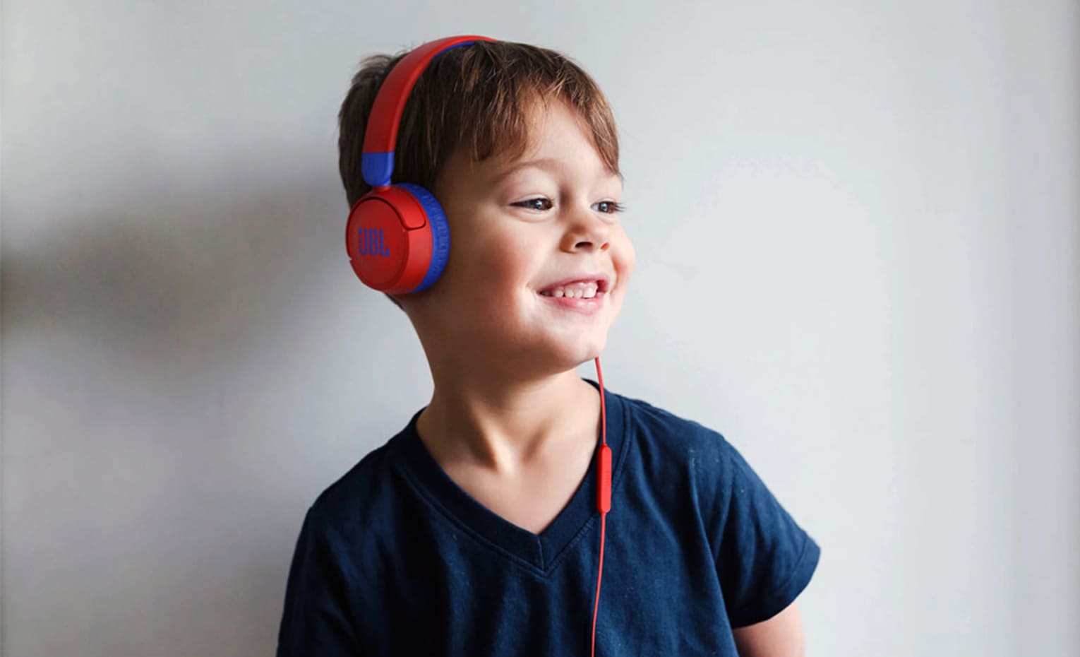 نکات قبل از خرید هدفون برای کودکان | tips before buying headphones for children نکات قبل از خرید هدفون برای کودکان