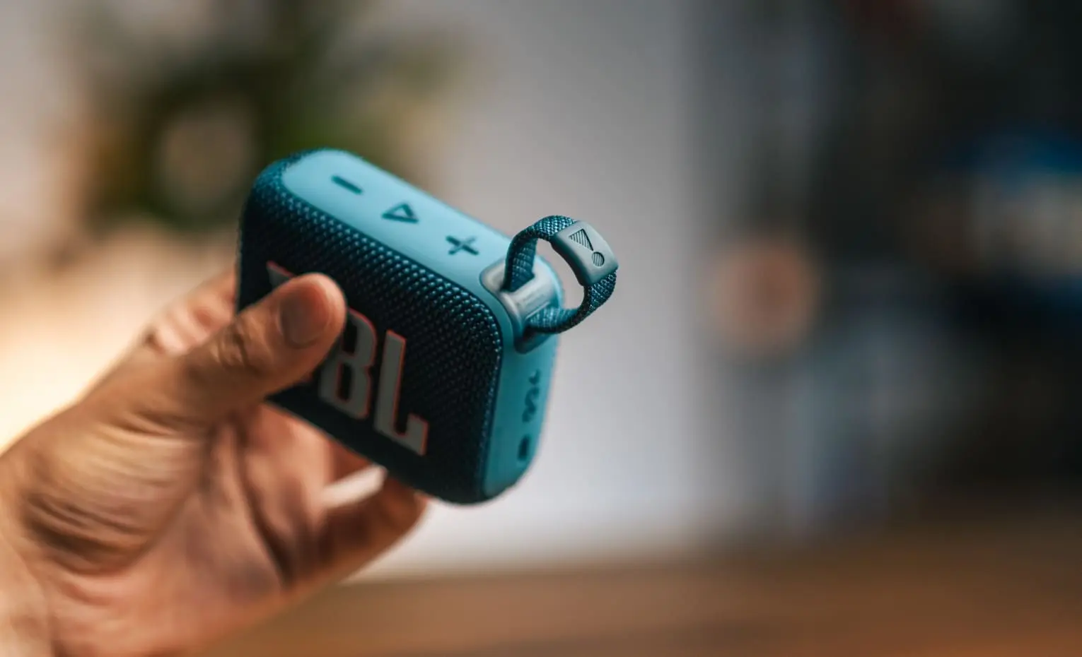 راهنمای خرید اسپیکر کوچک جیبی در آبان 1404 راهنمای خرید اسپیکر کوچک جیبی در آبان 1404