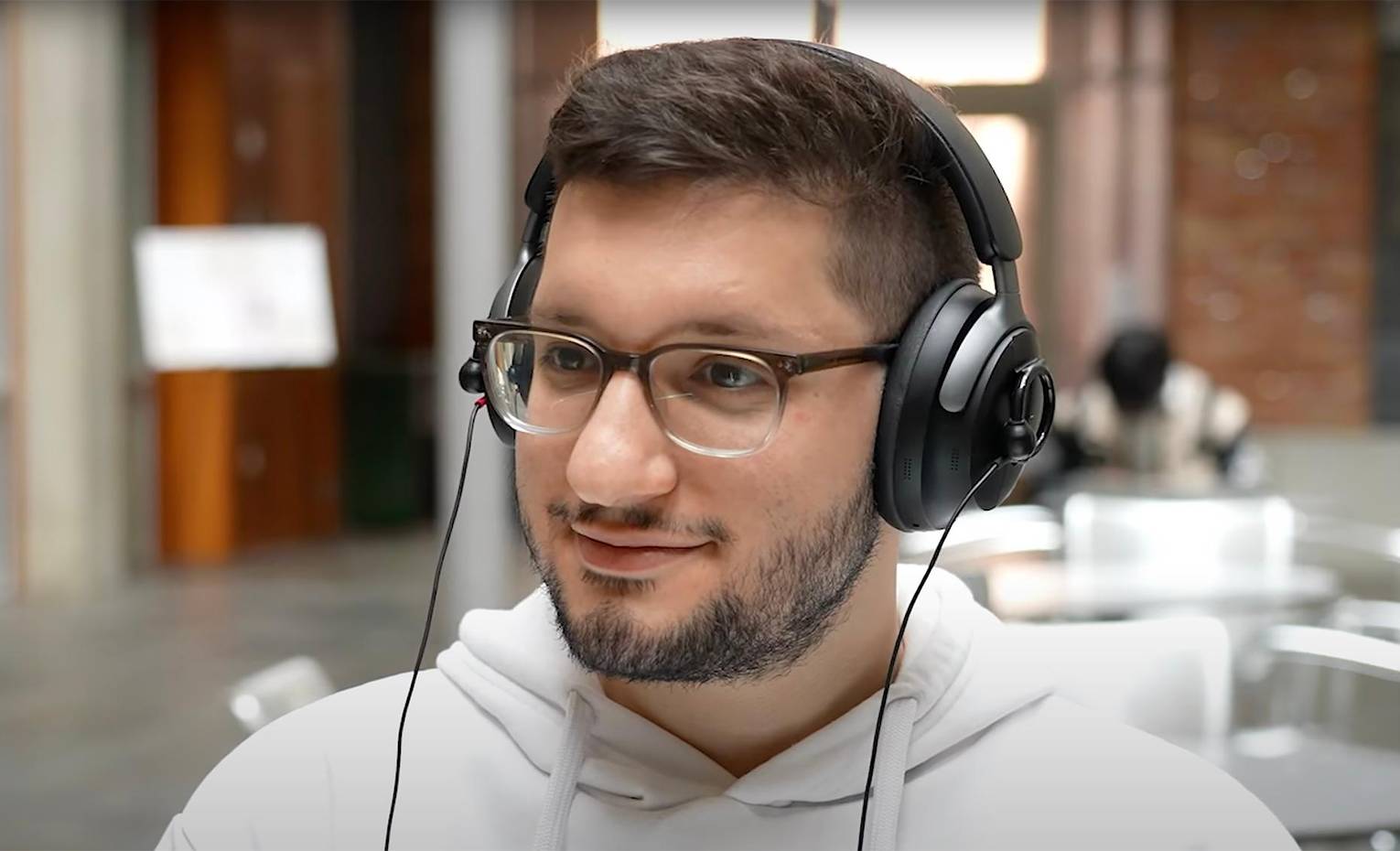 بالابردن وضوح گفتار در هدفون بالابردن وضوح گفتار در هدفون