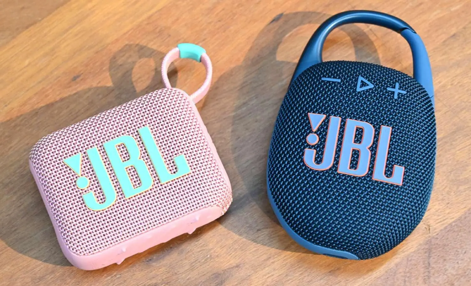 راهنمای خرید اسپیکر کوچک جیبی در آبان 1404 راهنمای خرید اسپیکر کوچک جیبی در آبان 1404