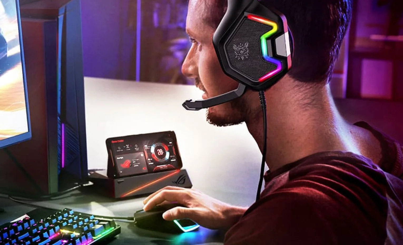 بهترین ستاپ گیمینگ، ۳ لوازم جانبی ضروری برای هر گیمر بهترین ستاپ گیمینگ، ۳ لوازم جانبی ضروری برای هر گیمر