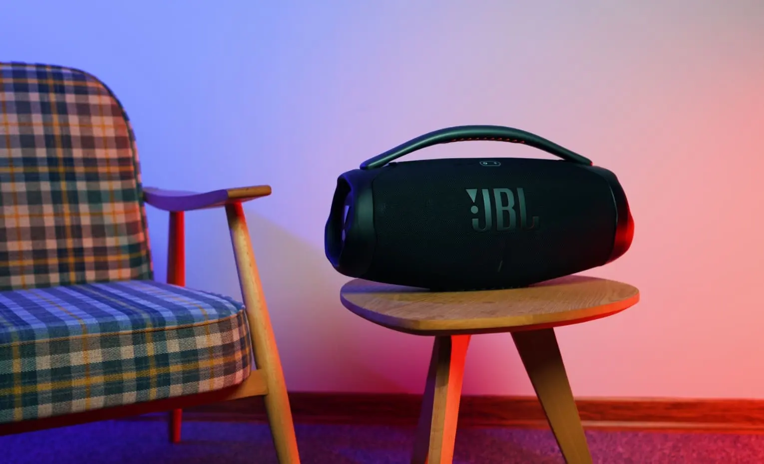 مقایسه اسپیکر JBL Boombox 3 با انکر Soundcore Rave Party 2 مقایسه اسپیکر JBL Boombox 3 با انکر Soundcore Rave Party 2