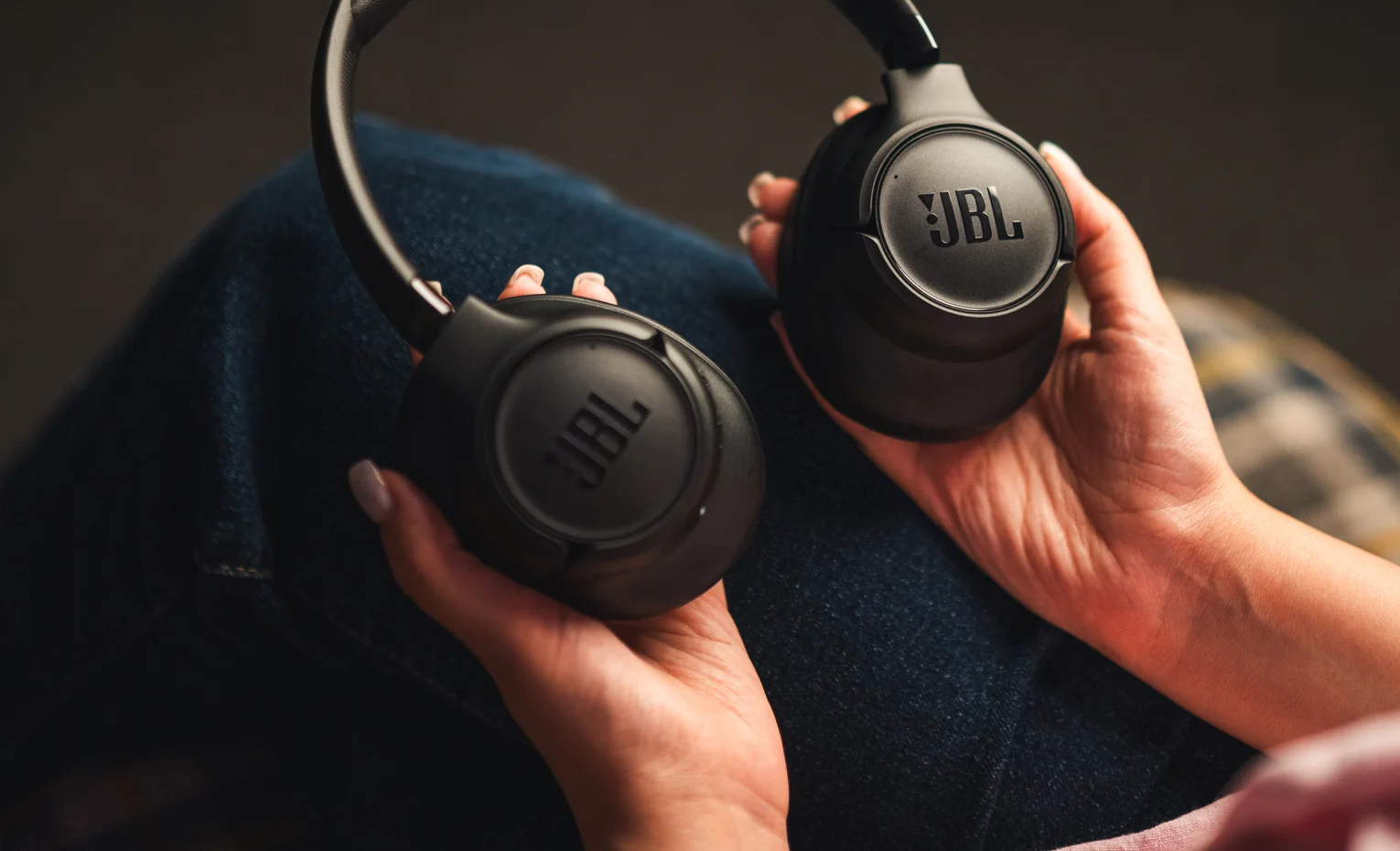 راهنمای خرید هدفون JBL Tune، روی گوش یا دور گوش (مهر 1405) راهنمای خرید هدفون JBL Tune، روی گوش یا دور گوش (مهر 1405)
