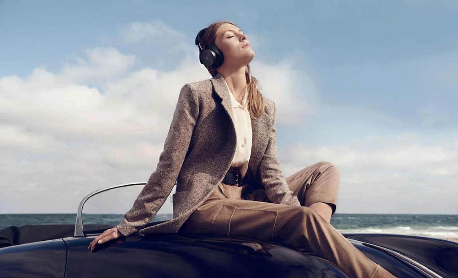راه اندازی Beoplay H95، اتصال، تنظیم صدا و ریست راه اندازی Beoplay H95، اتصال، تنظیم صدا و ریست