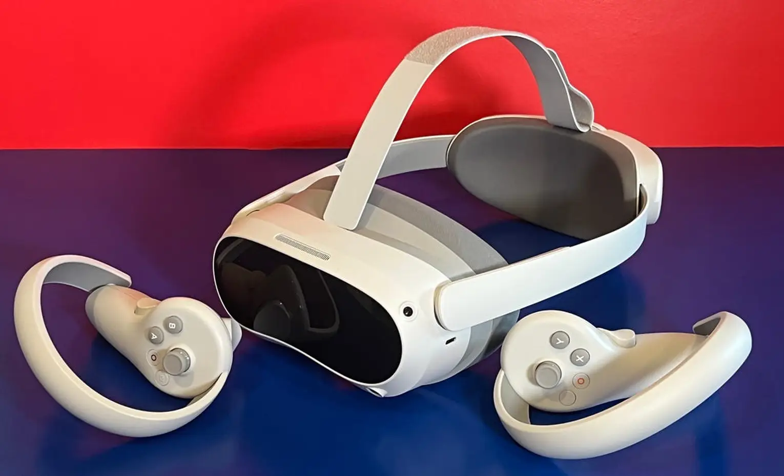 هدست واقعیت ترکیبی پیکو 2026 با نمایشگر 4K MicroOLED هدست واقعیت ترکیبی پیکو 2026 با نمایشگر 4K MicroOLED