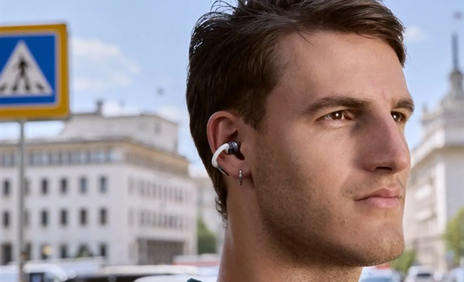 معرفی هندزفری گیره ای JBL Soundgear Clips معرفی هندزفری گیره ای JBL Soundgear Clips