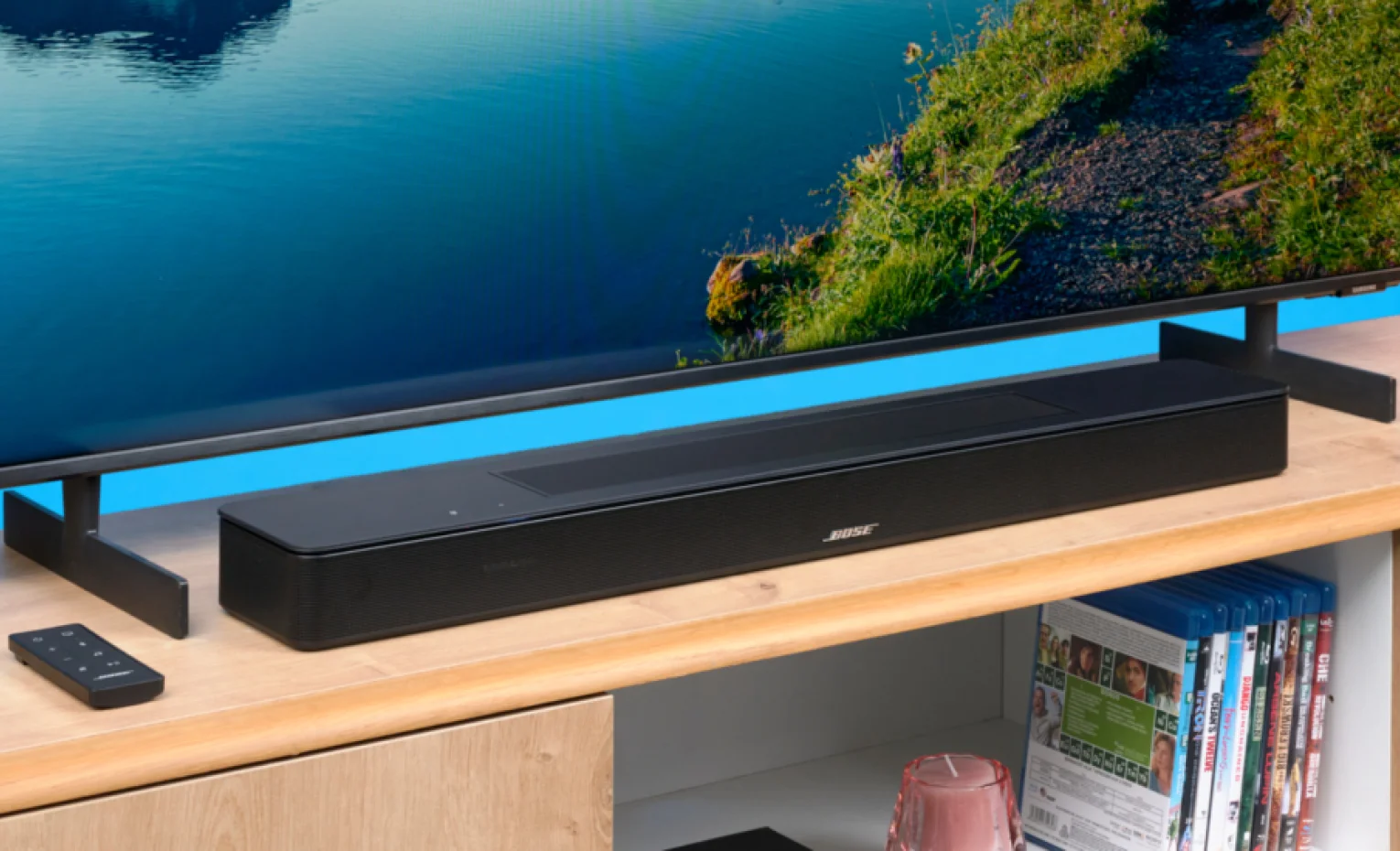 نقد و بررسی ساندبار بوز، صدای فراگیر ولی بیس ضعیف نقد و بررسی ساندبار بوز، صدای فراگیر ولی بیس ضعیف