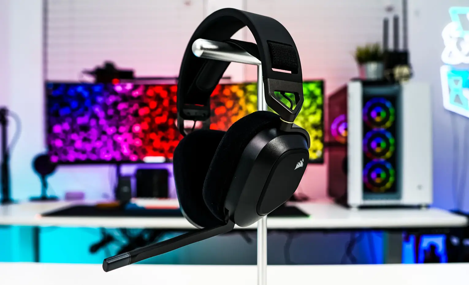 بررسی هدست گیمینگ کورسیر HS80، یک انتخاب خاص برای گیمرها بررسی هدست گیمینگ کورسیر HS80، یک انتخاب خاص برای گیمرها