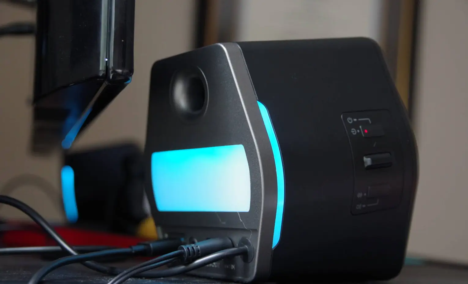مقایسه اسپیکر ادیفایر مدل G2000 با مدل G1000 مقایسه اسپیکر ادیفایر مدل G2000 با مدل G1000