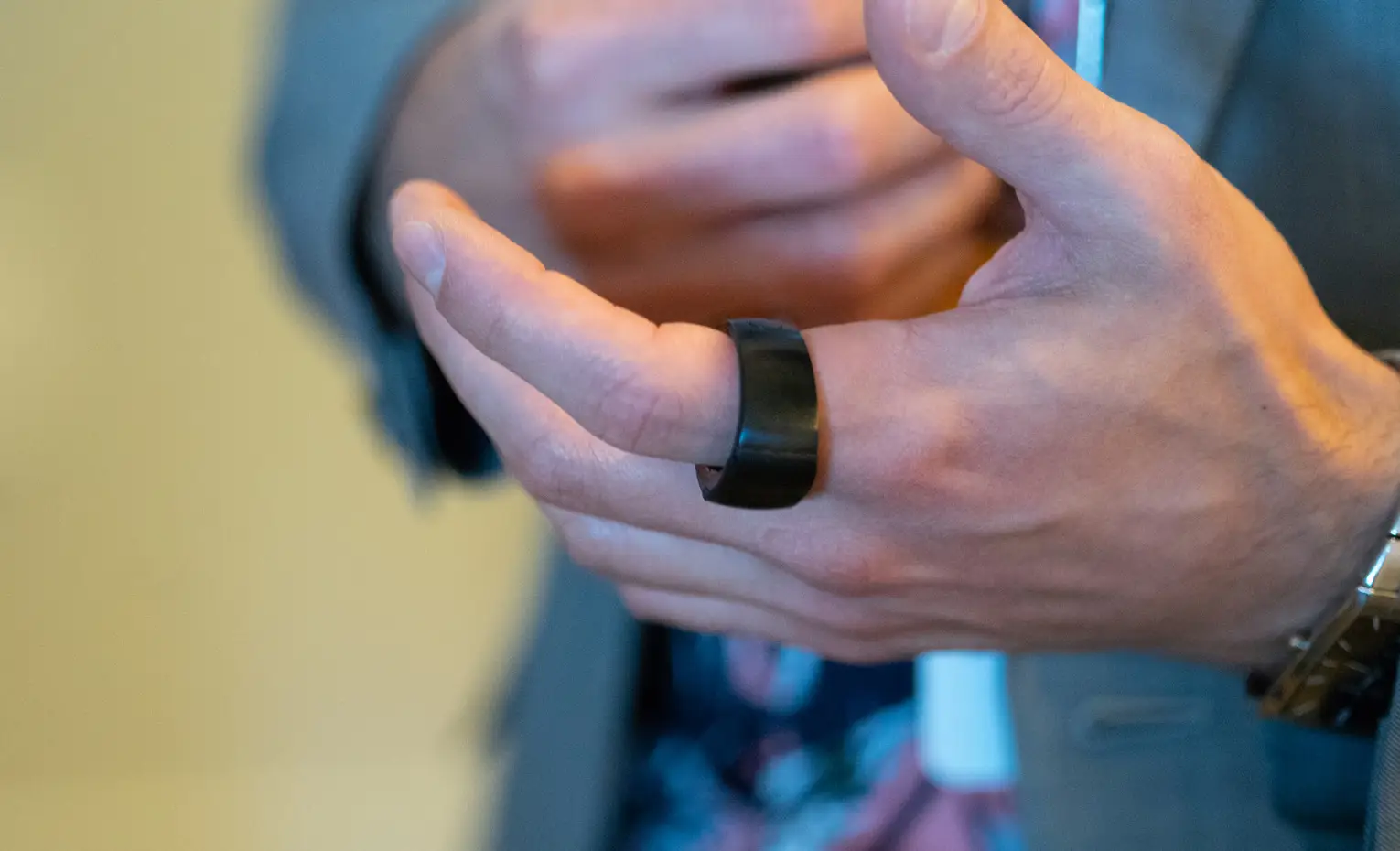 حلقه هوشمند به جای ساعت هوشمند؛ چرا این انتخاب بهتر است؟ حلقه هوشمند به جای ساعت هوشمند؛ چرا این انتخاب بهتر است؟