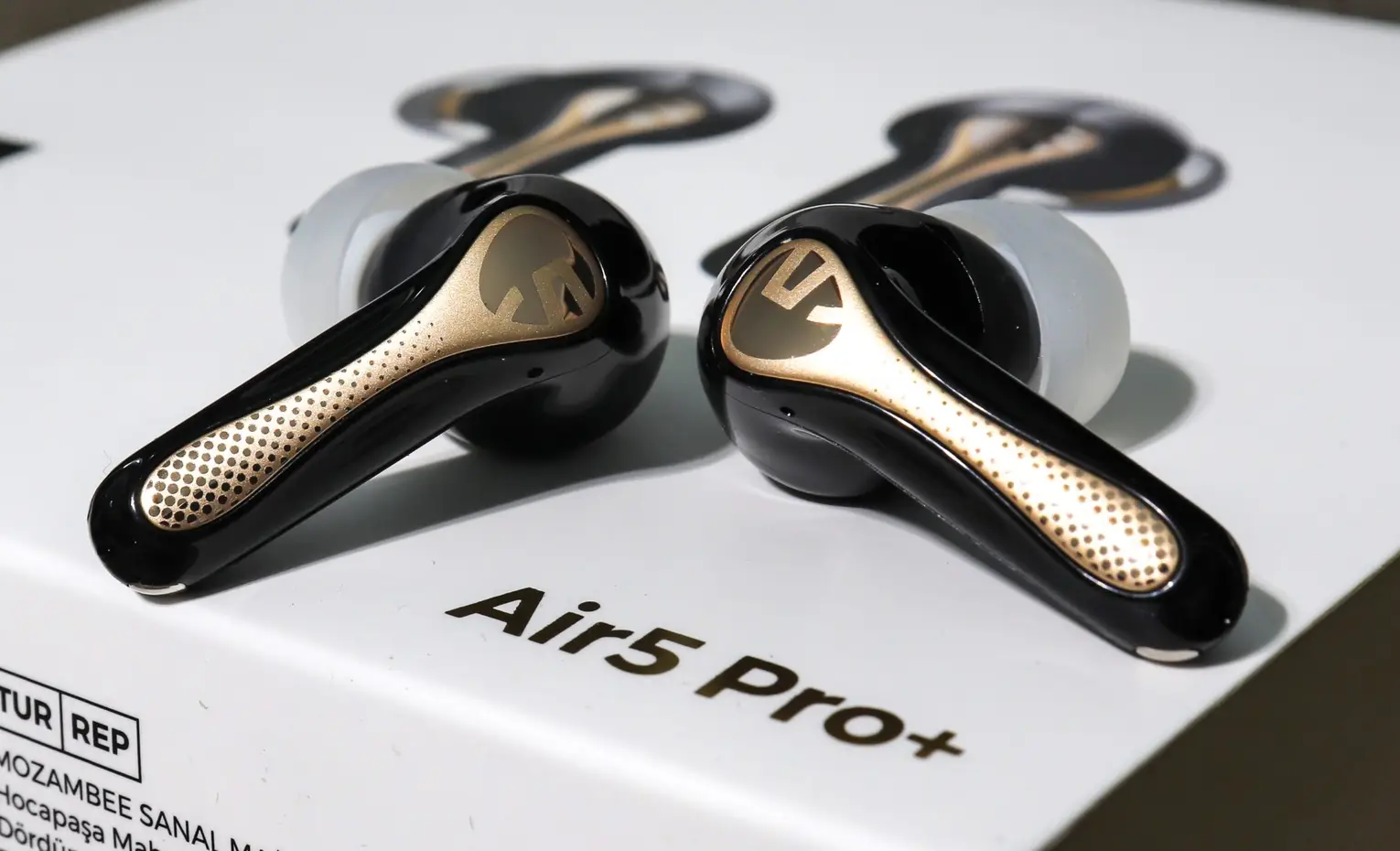 بررسی هندزفری بی سیم SOUNDPEATS Air5 Pro+، فراتر از انتظار بررسی هندزفری بی سیم SOUNDPEATS Air5 Pro+، فراتر از انتظار