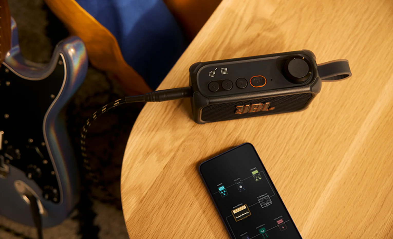 اسپیکر JBL بند باکس solo، ابزاری برای تمرین و اجرای موسیقی اسپیکر JBL بند باکس solo، ابزاری برای تمرین و اجرای موسیقی