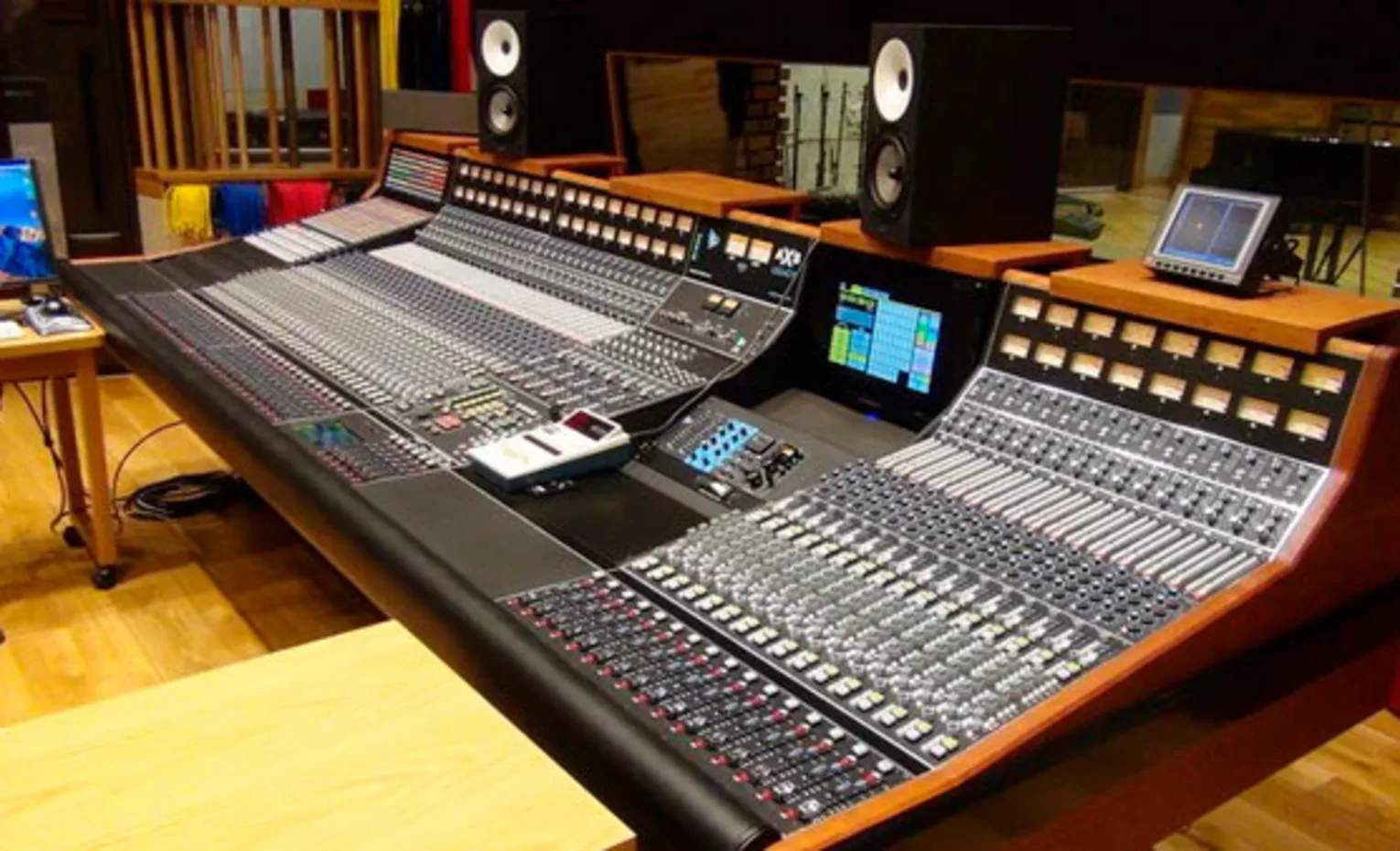 میراث روپرت نیو، پیشگام فناوری صدا میراث روپرت نیو، پیشگام فناوری صدا