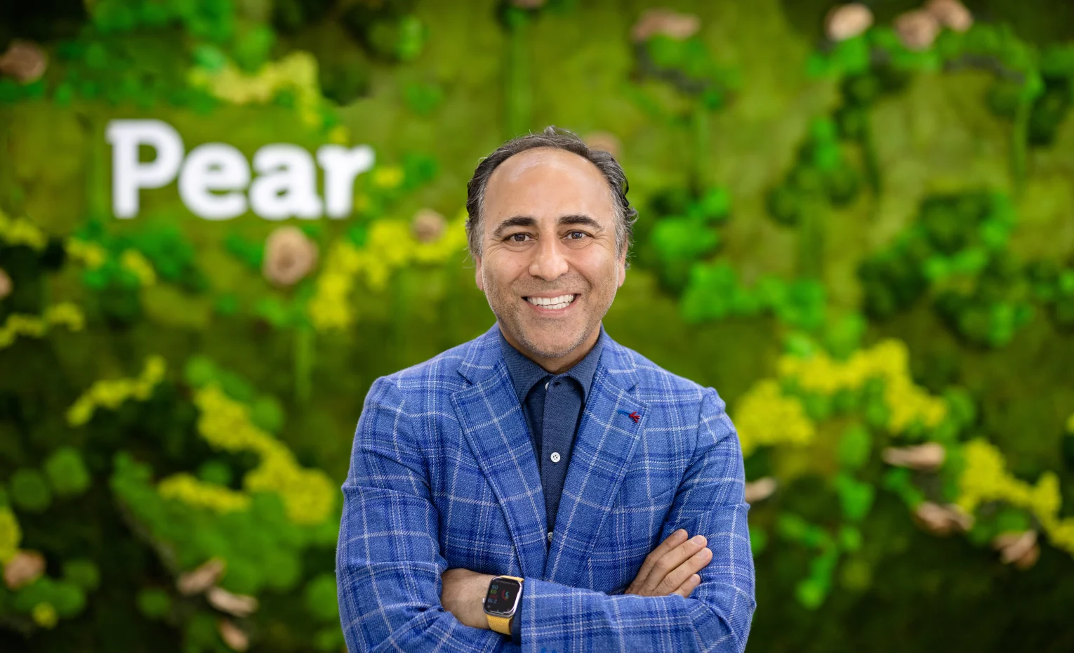 مسیر حرفهای پژمان نوزاد از میدانهای فوتبال تا سیلیکونولی مسیر حرفهای پژمان نوزاد از میدانهای فوتبال تا سیلیکونولی