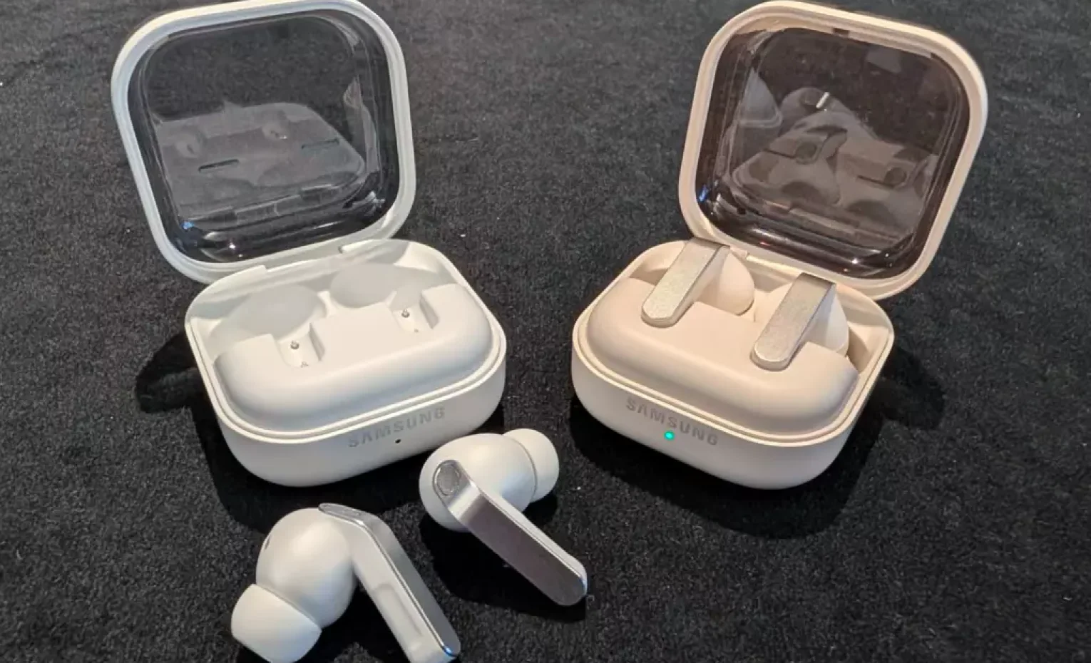 مقایسه گلکسی بادز 4 و گلکسی بادز 4 پرو، کدام بهتر است؟ مقایسه گلکسی بادز 4 و گلکسی بادز 4 پرو، کدام بهتر است؟