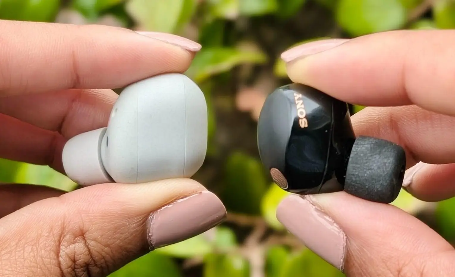 مقایسه هندزفری سونی WF-1000XM6 با WF-1000XM5 مقایسه هندزفری سونی WF-1000XM6 با WF-1000XM5