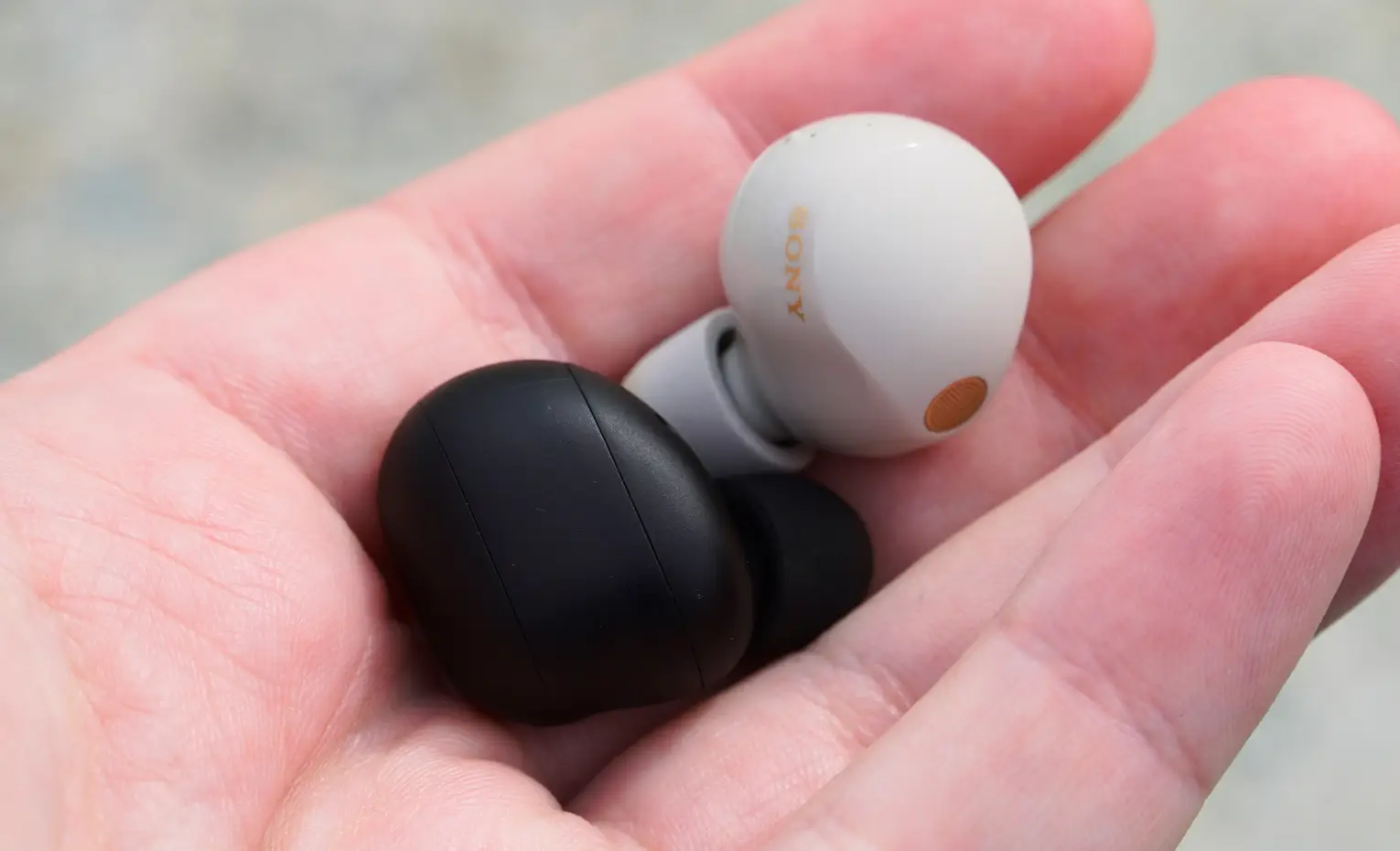 مقایسه هندزفری سونی WF-1000XM6 با WF-1000XM5 مقایسه هندزفری سونی WF-1000XM6 با WF-1000XM5