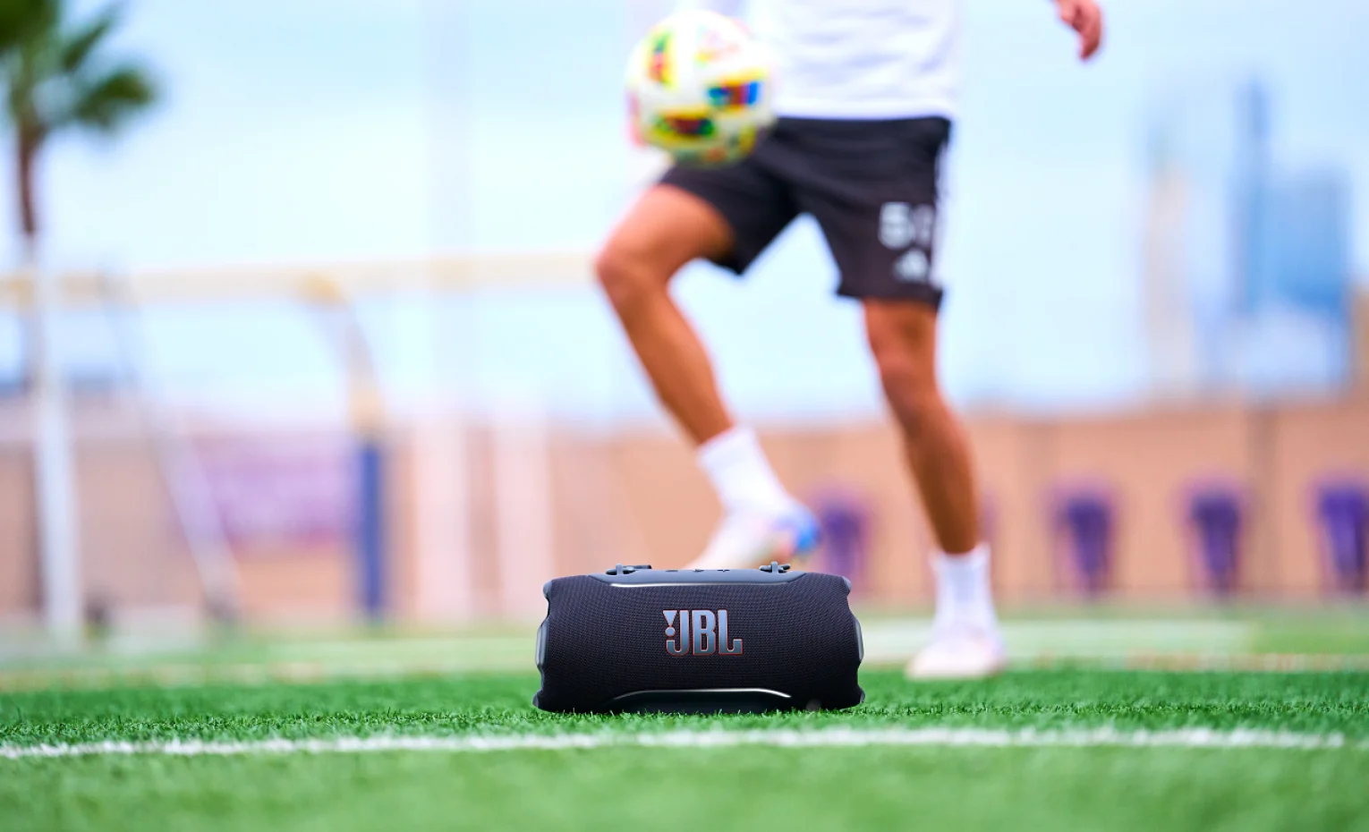 تنظیم صدای JBL Xtreme 5؛ خودکار یا دستی؟ تنظیم صدای JBL Xtreme 5؛ خودکار یا دستی؟