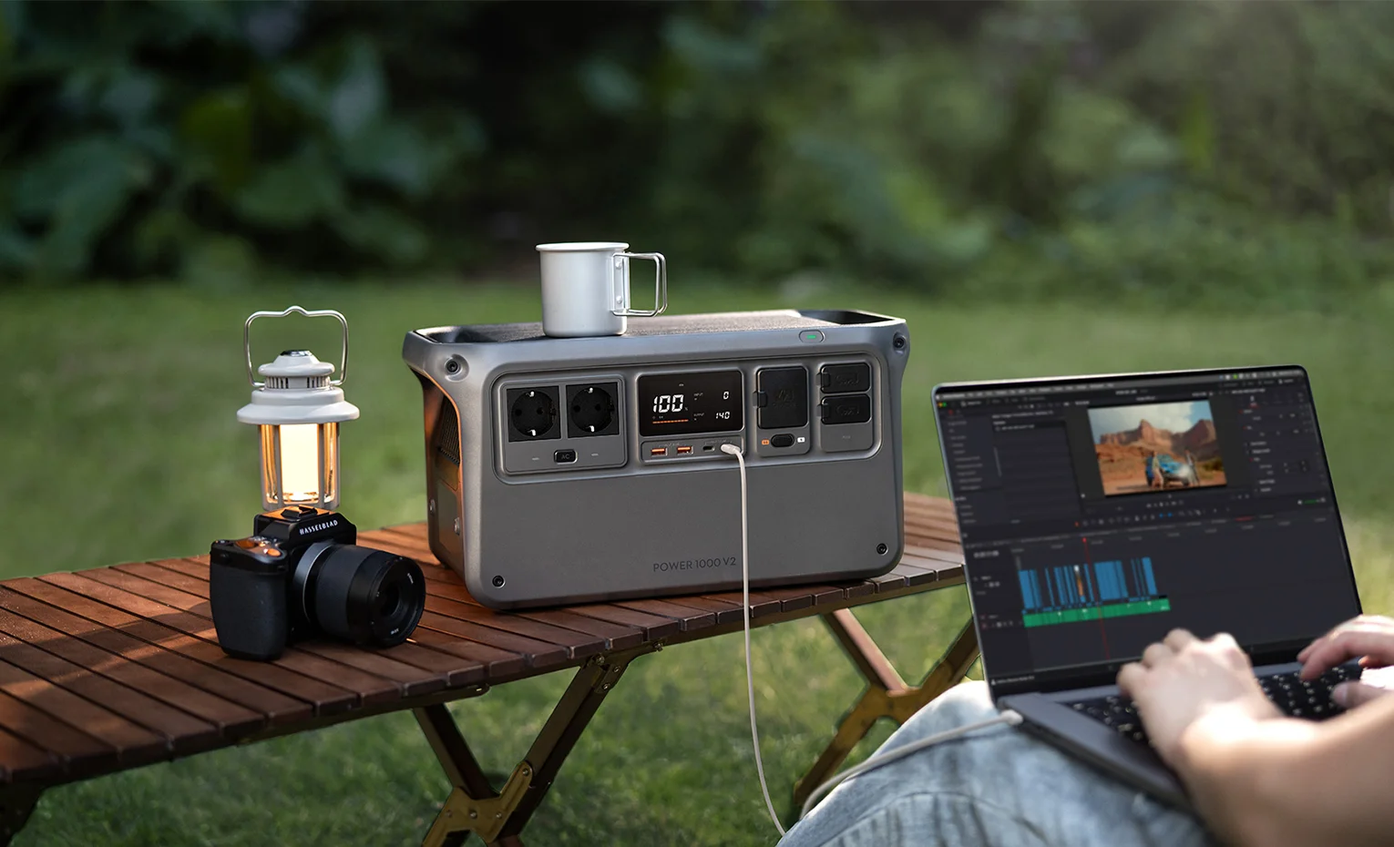 مقایسه پاور استیشن انکر SOLIX C300X با دی جی آی Power 1000 مقایسه پاور استیشن انکر SOLIX C300X با دی جی آی Power 1000