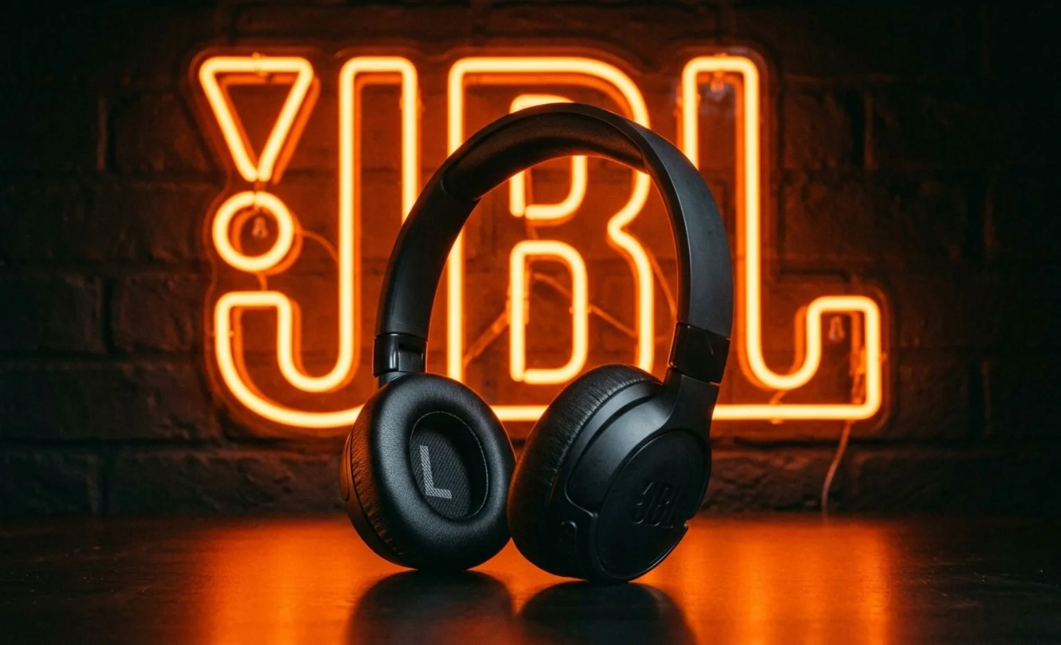 JBL مخفف چیست؟ داستان نام جی بی ال و بنیانگذار آن JBL مخفف چیست؟ داستان نام جی بی ال و بنیانگذار آن