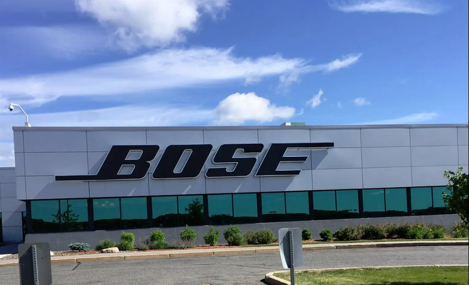 برندهای صوتی زیرمجموعه Bose، از مکینتاش تا سونوس فابر برندهای صوتی زیرمجموعه Bose، از مکینتاش تا سونوس فابر