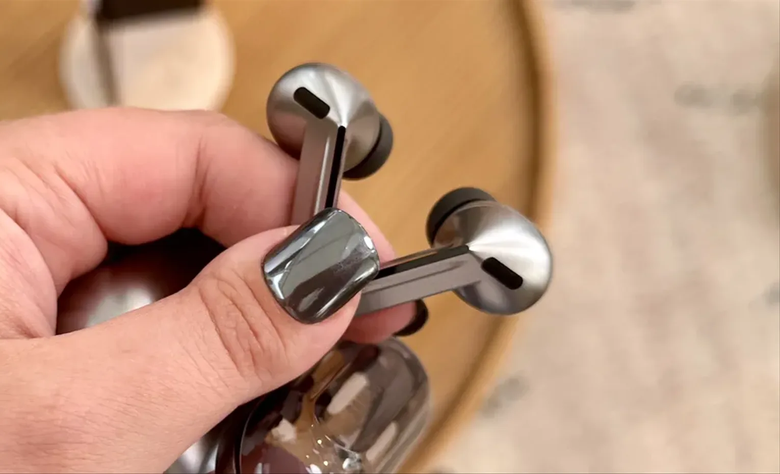 شخصی سازی ژست های حرکتی Galaxy Buds3 Pro و تنظیمات پیشرفته شخصی سازی ژست های حرکتی Galaxy Buds3 Pro و تنظیمات پیشرفته