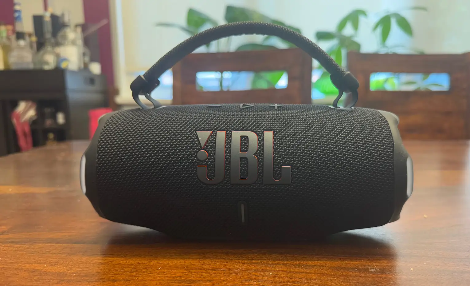 کد مدل JBL چیست؟ تفاوت Model، SKU، EAN و Serial Number کد مدل JBL چیست؟ تفاوت Model، SKU، EAN و Serial Number