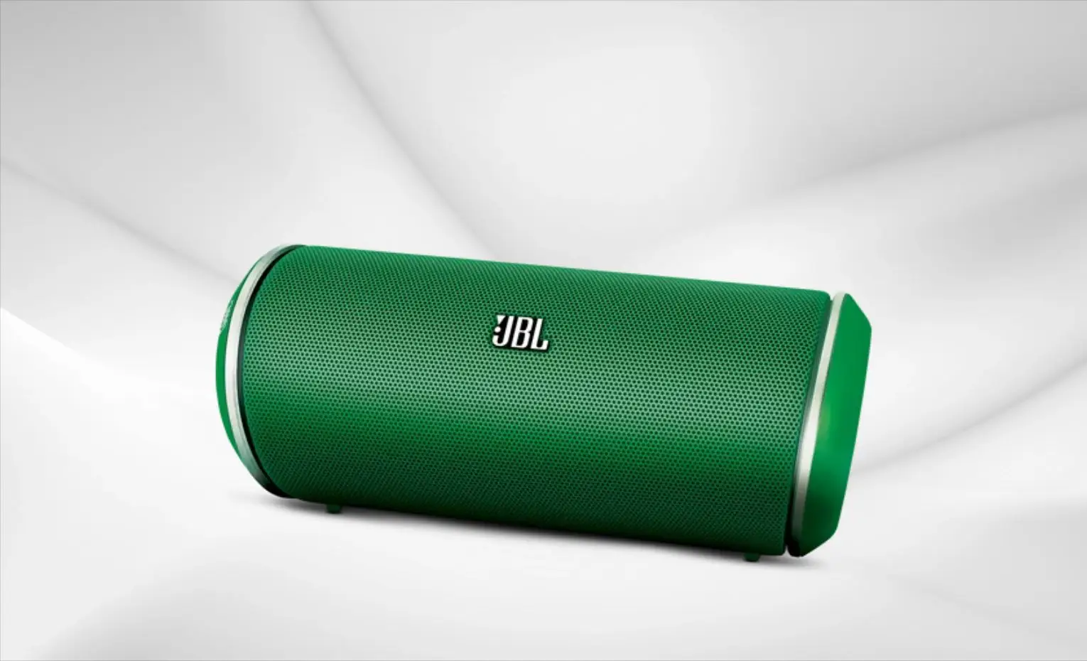 JBL چگونه از بلندگوی سینما به هدفون و اسپیکر قابل حمل رسید JBL چگونه از بلندگوی سینما به هدفون و اسپیکر قابل حمل رسید