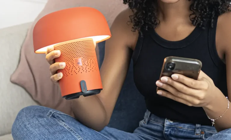 اسپیکرهای Kooduu PLAY، ترکیب نورپردازی و صدای JBL