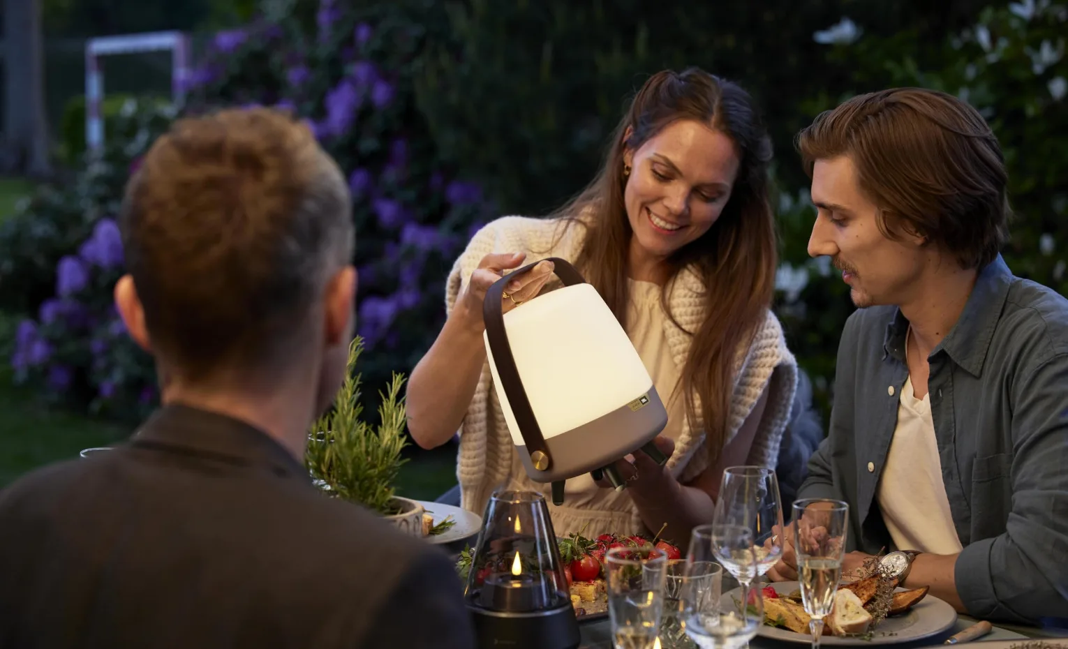 اسپیکرهای Kooduu PLAY، ترکیب نورپردازی و صدای JBL اسپیکرهای Kooduu PLAY، ترکیب نورپردازی و صدای JBL