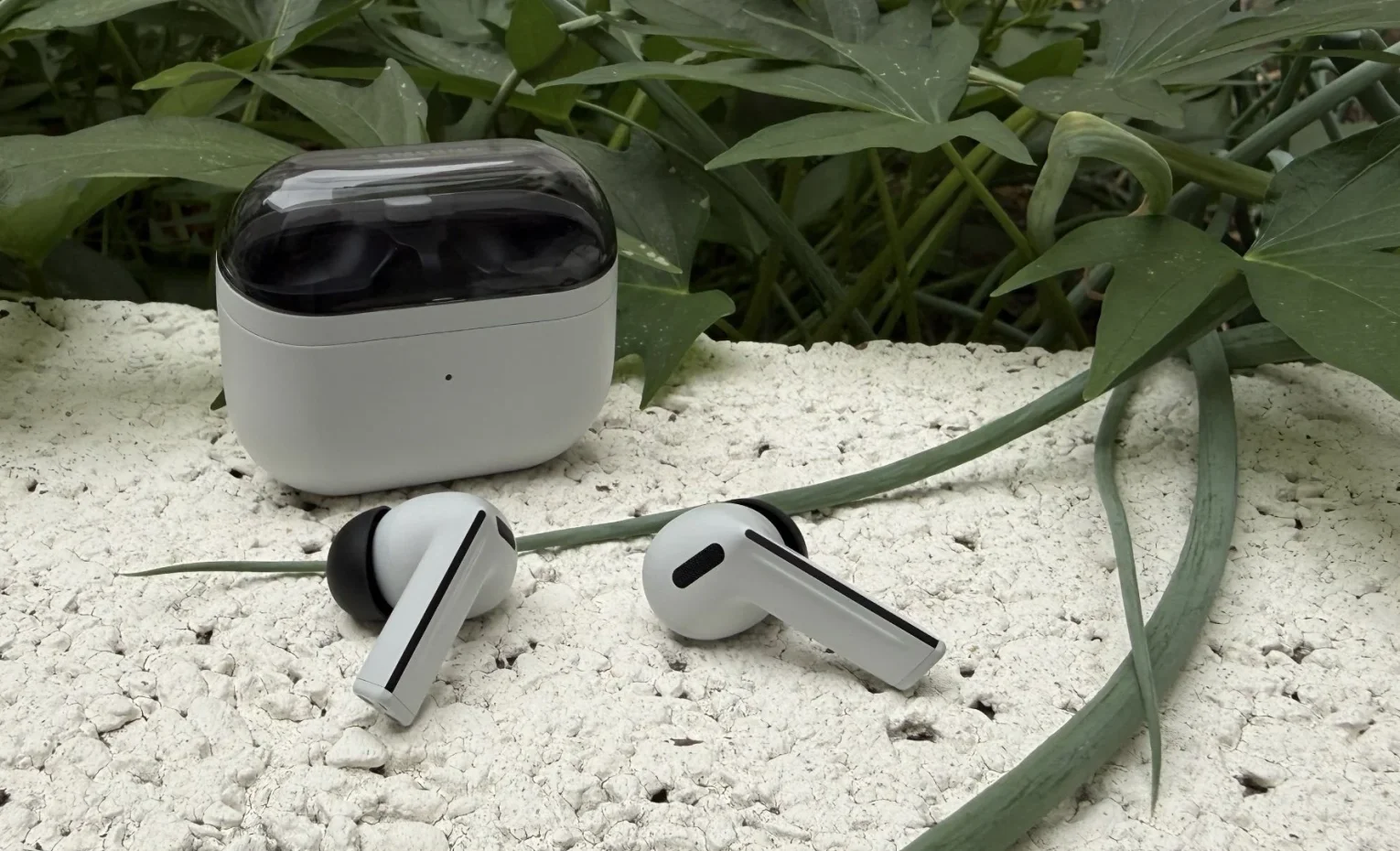 مقایسه هندزفری ناتینگ Ear 3 با سامسونگ Galaxy Buds3 FE مقایسه هندزفری ناتینگ Ear 3 با سامسونگ Galaxy Buds3 FE