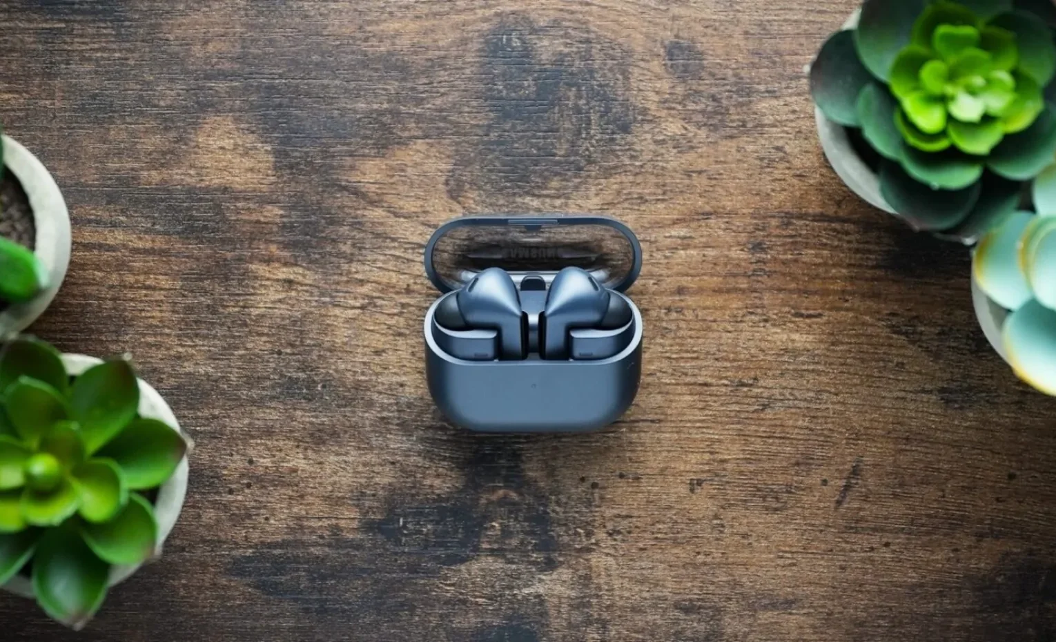 مقایسه هندزفری ناتینگ Ear 3 با سامسونگ Galaxy Buds3 FE مقایسه هندزفری ناتینگ Ear 3 با سامسونگ Galaxy Buds3 FE