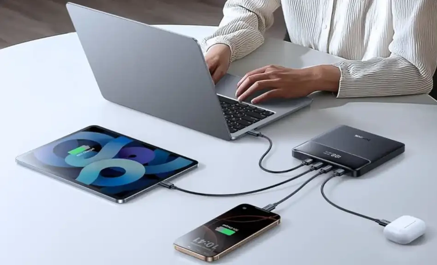 چرا پاور بانک بیسوس Blade H1 بهترین انتخاب برای فریلنسرهاست؟ چرا پاور بانک بیسوس Blade H1 بهترین انتخاب برای فریلنسرهاست؟