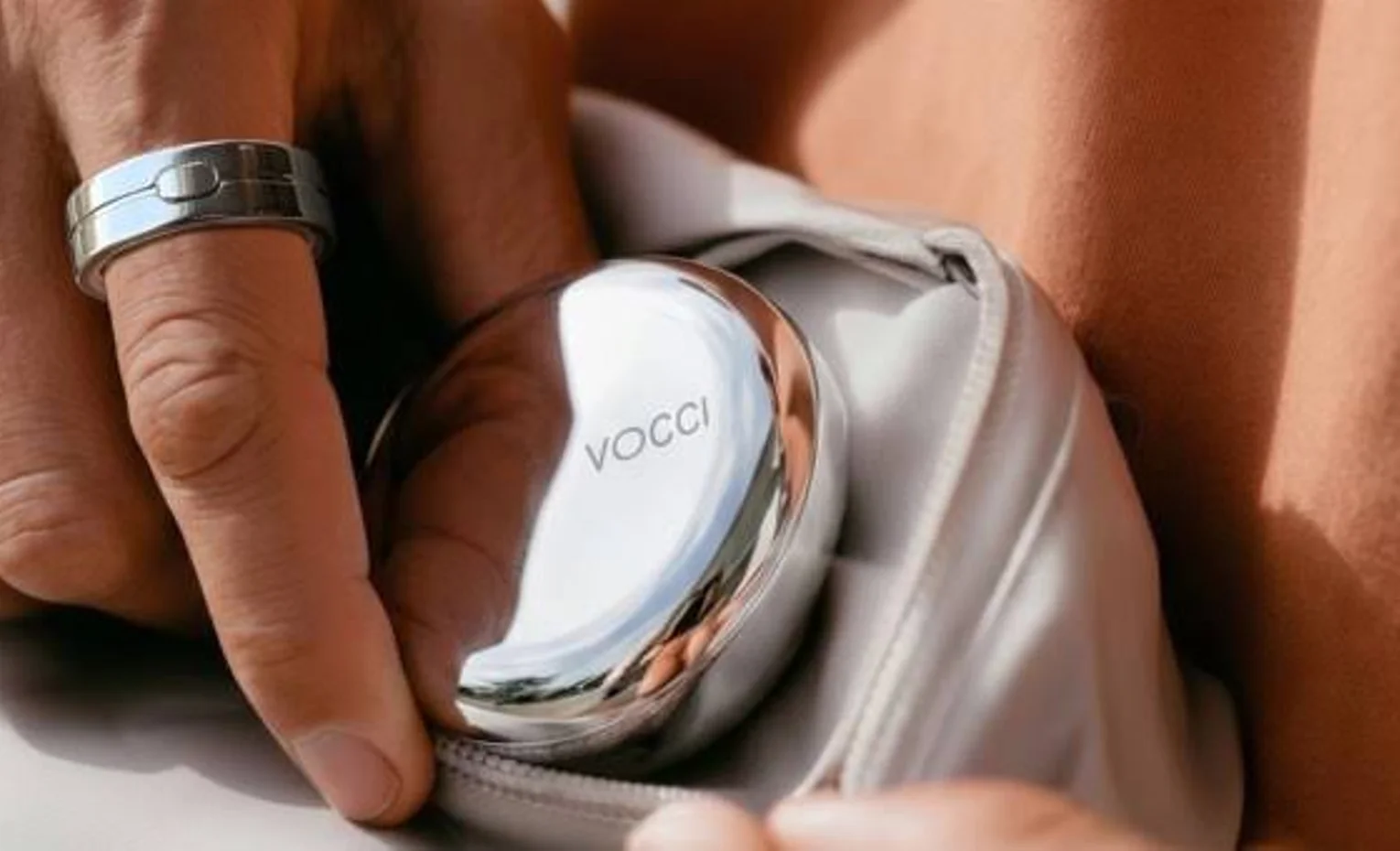 حلقه هوشمند Vocci؛ ضبط جلسه و اتصال به هوش مصنوعی حلقه هوشمند Vocci؛ ضبط جلسه و اتصال به هوش مصنوعی