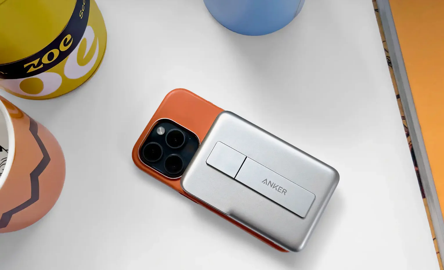 پاوربانک انکر MagGo 2 Pro؛ شارژ مغناطیسی با فن پاوربانک انکر MagGo 2 Pro؛ شارژ مغناطیسی با فن