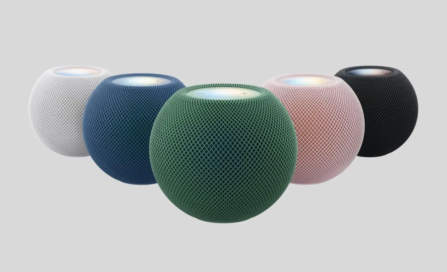 هوم پاد مینی 2؛ اسپیکر پیشفرض مکهای سازگار اسپیکرهای HomePod mini سفید، آبی، سبز، صورتی و مشکی کنار هم
