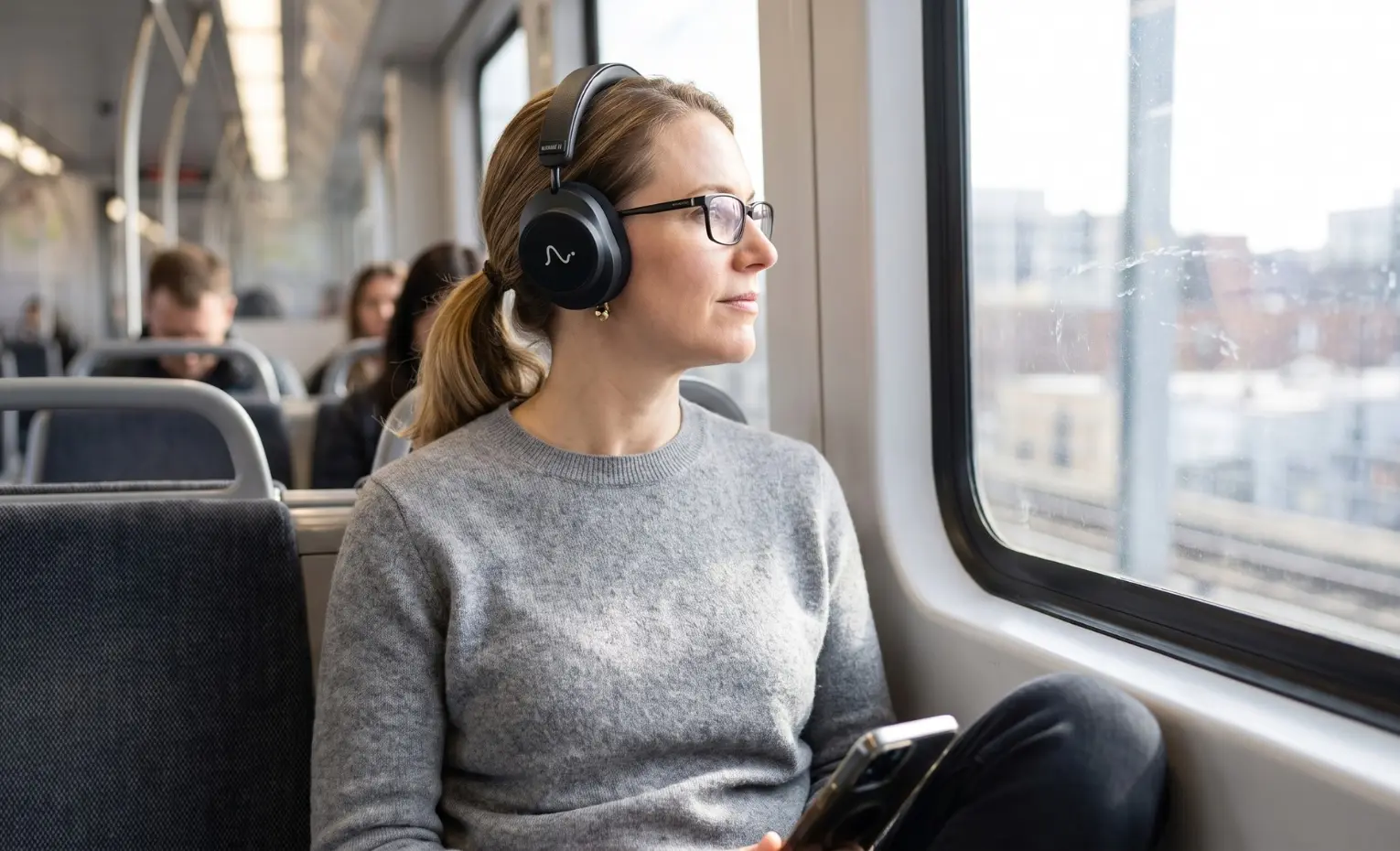 هدفون نیوربل One، پایش تمرکز با حسگرهای EEG هدفون نیوربل One، پایش تمرکز با حسگرهای EEG