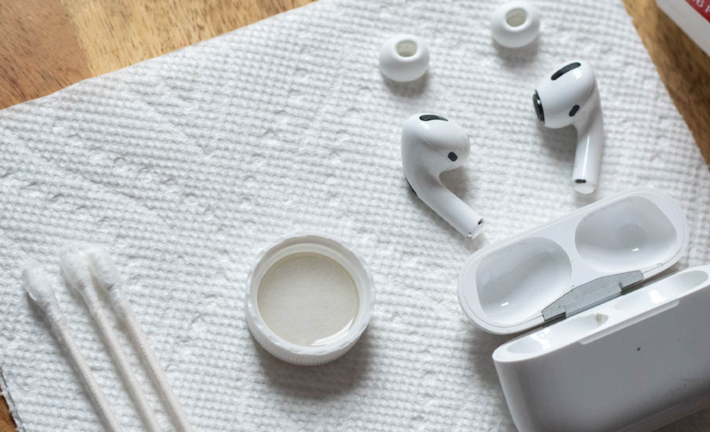 چگونه هدفون های خود را تمیز کنیم | how-to-clean-our-headphones