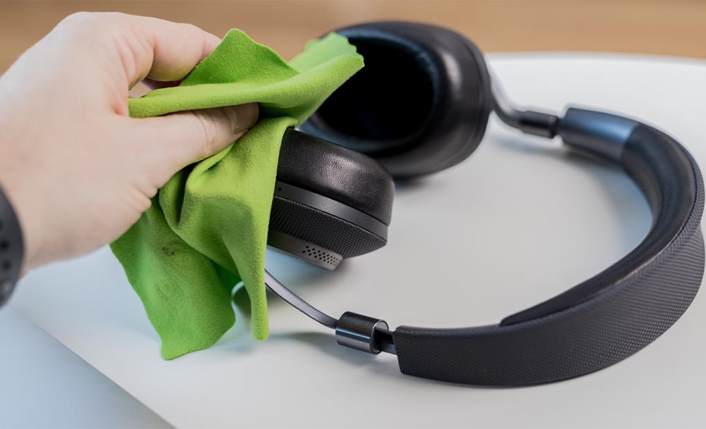 هدفون در دوران کرونا | Guidance of using headphones