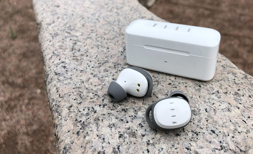 Introducing 6 of the best cheap earphones Spring 2021 7