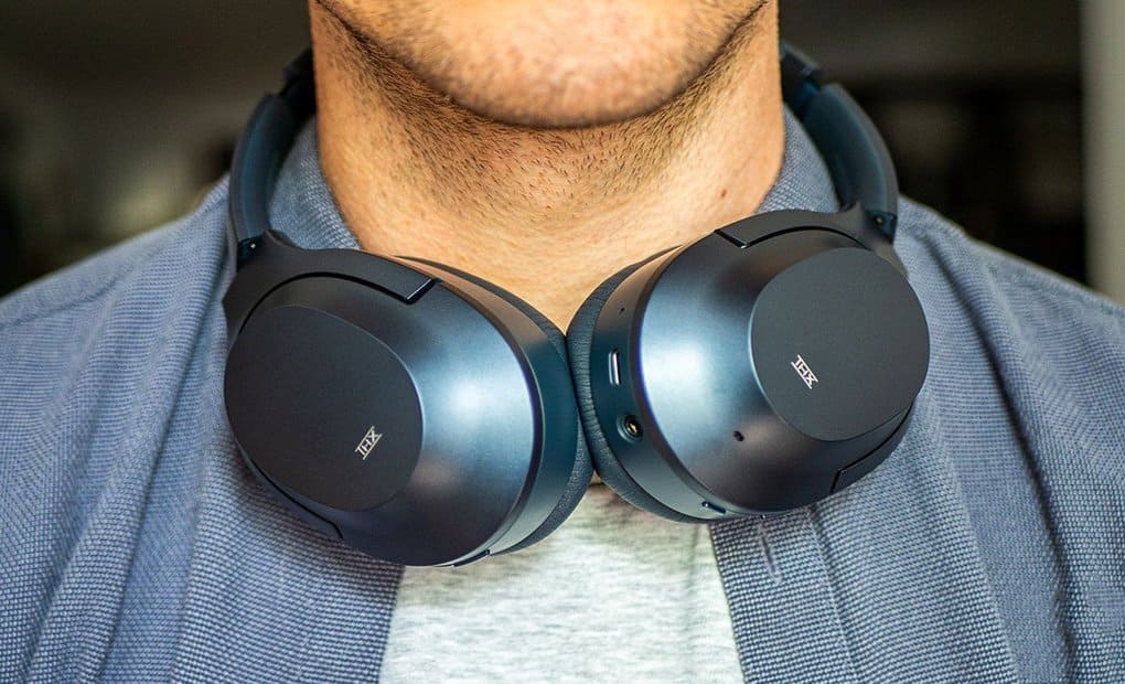 Introducing 7 of the best over ear headphones spring 2021 6