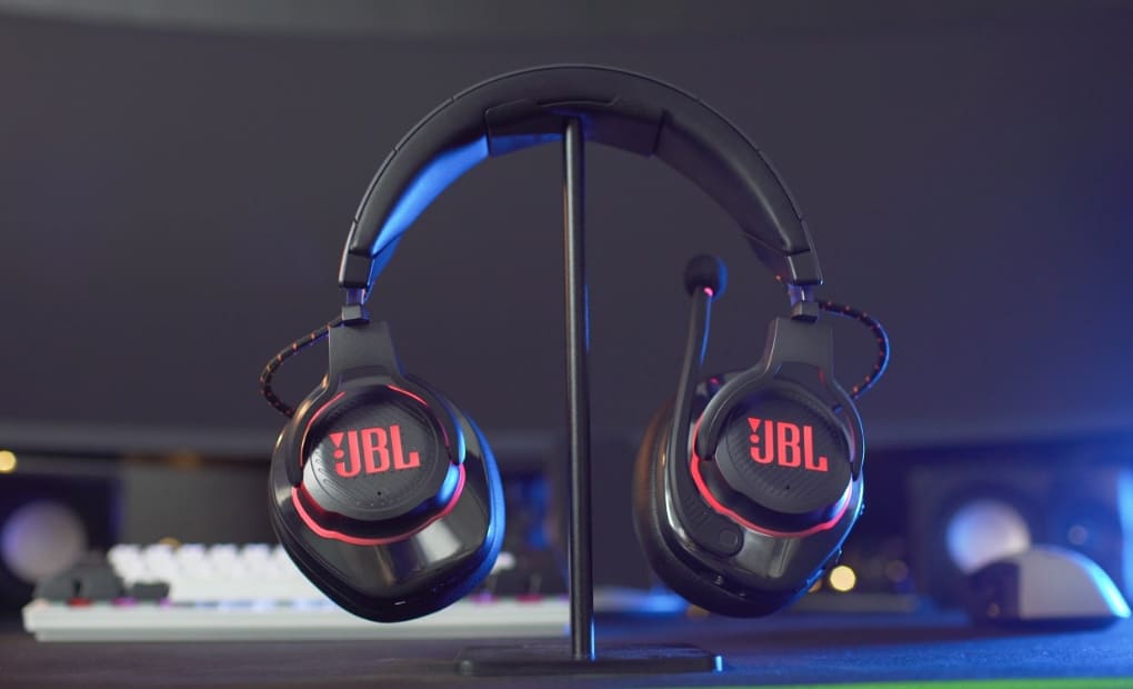 Introducing JBL Quantum 800 Wireless Headphones Review
