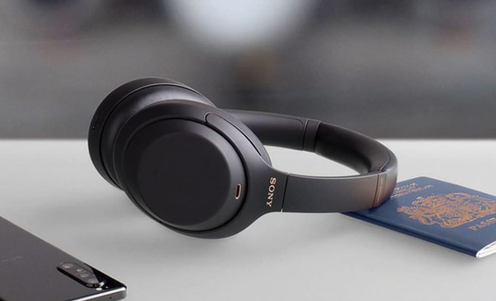 Introducing Sony WH 1000XM4 8