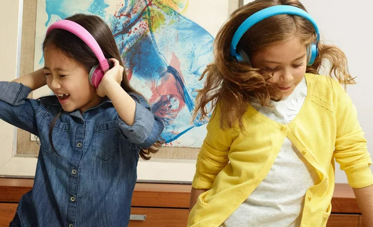 معرفی بهترین هدفون مناسب کودکان | Introducing the best headphones suitable for children