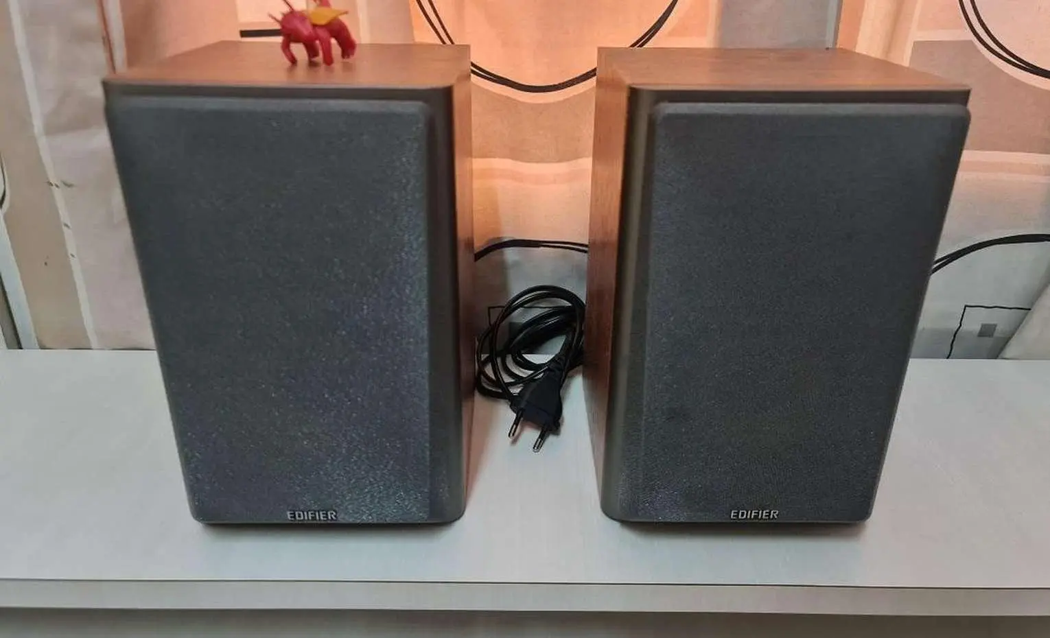 اسپیکر EDIFIER R1000T4