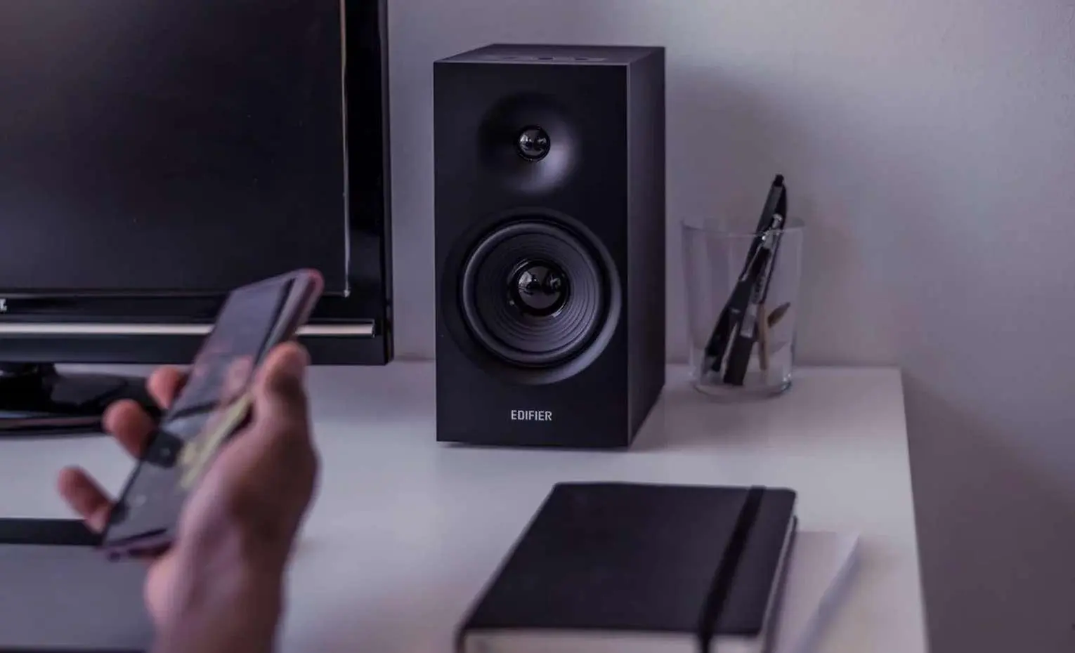 اسپیکر EDIFIER R1080BT