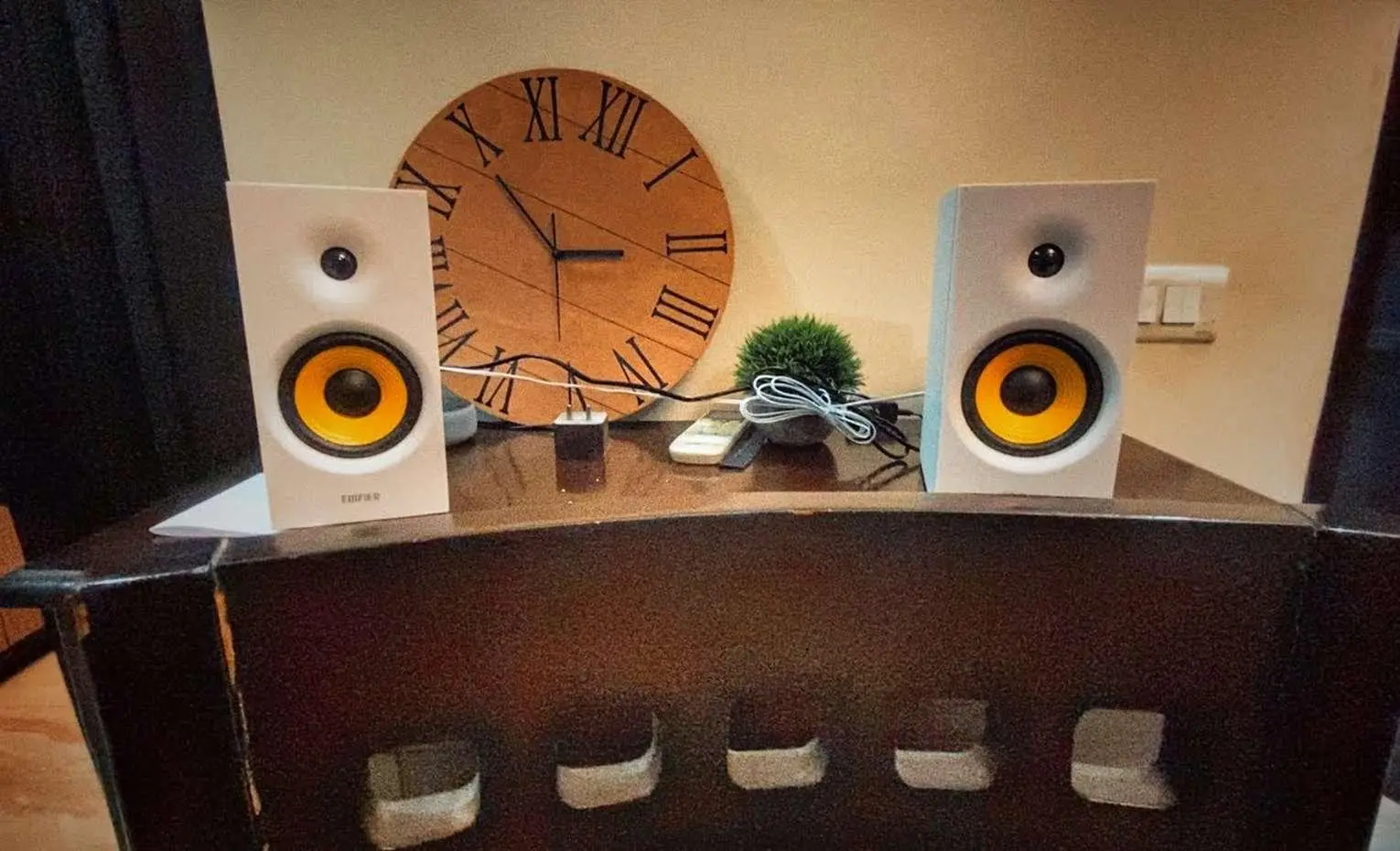 اسپیکر EDIFIER R1080BT